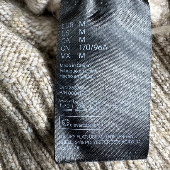 Pringle of Scotland x H&M Women’s Argyle Sweater. Size Medium - Picture 7 of 8